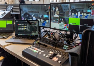 Techniksetup bei einem Live-Stream in der Alten Maschinenhalle Solingen.